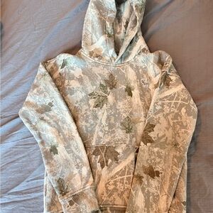 Abercrombie Kids Hoodie – Size 9/10 – Camo Leaf Print